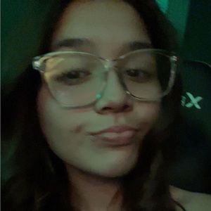 Meet your Posher, Jacey